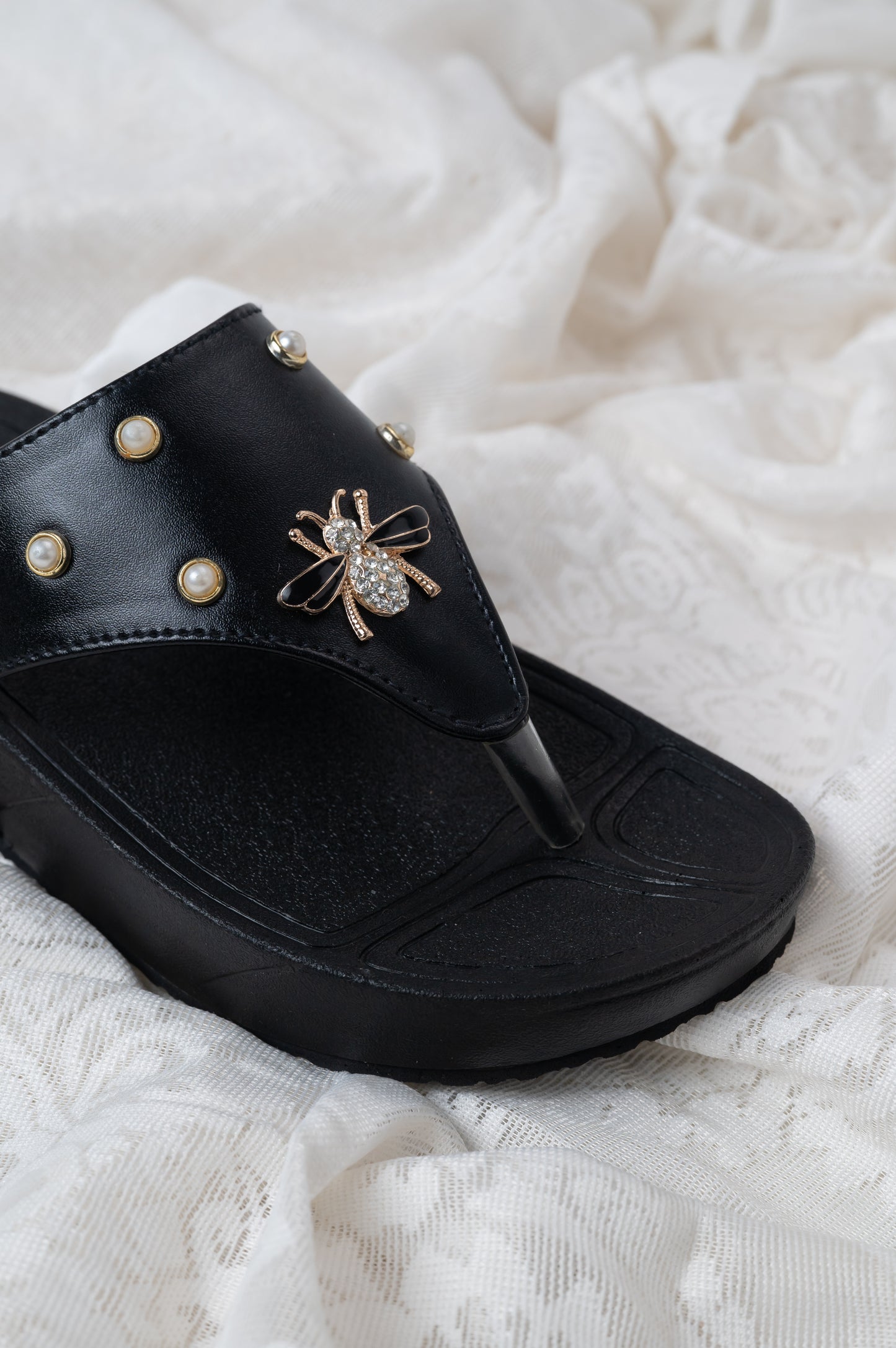 Bee Wedge