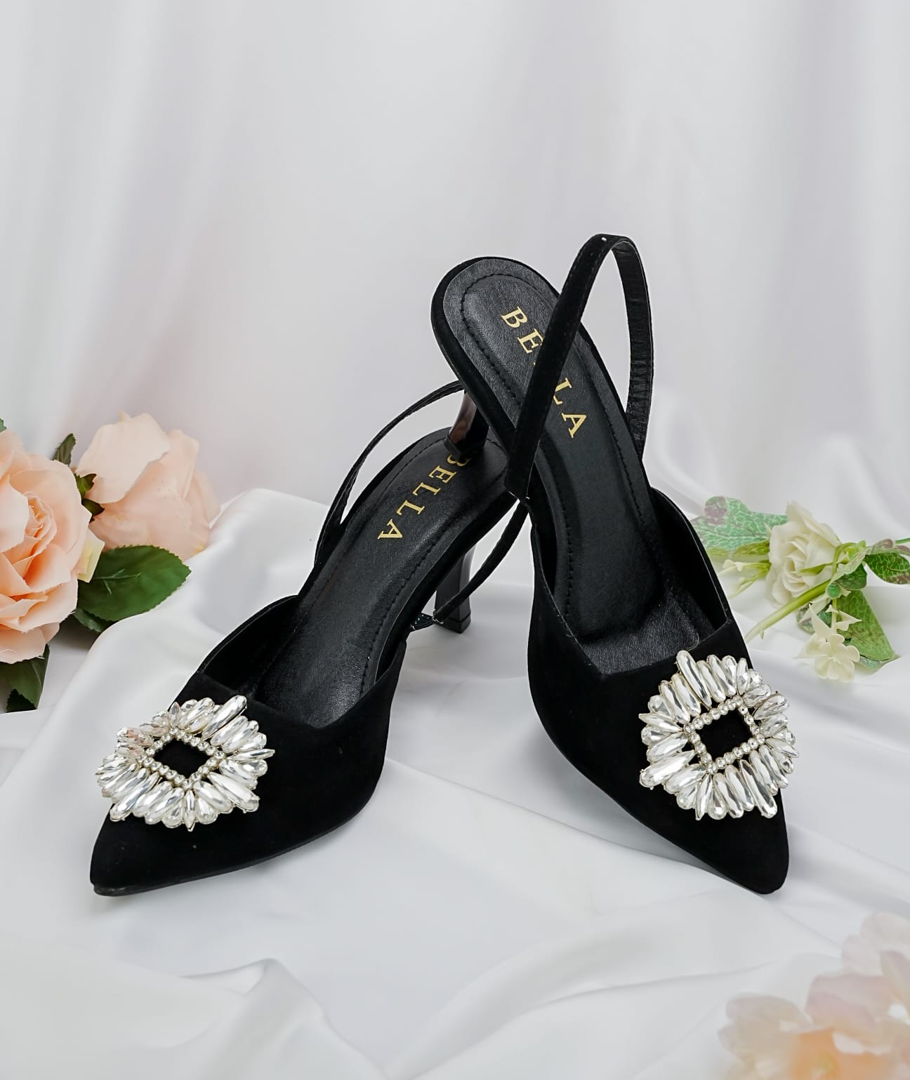 ZA Brooch Heel 2