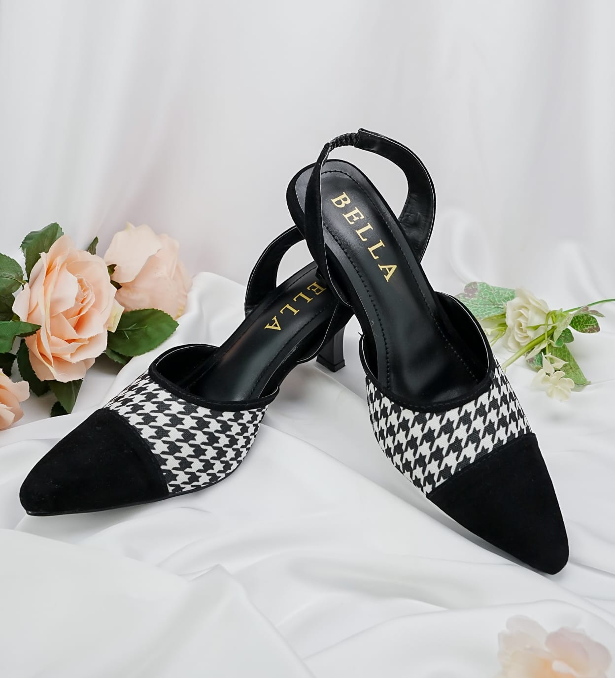 Strap heel