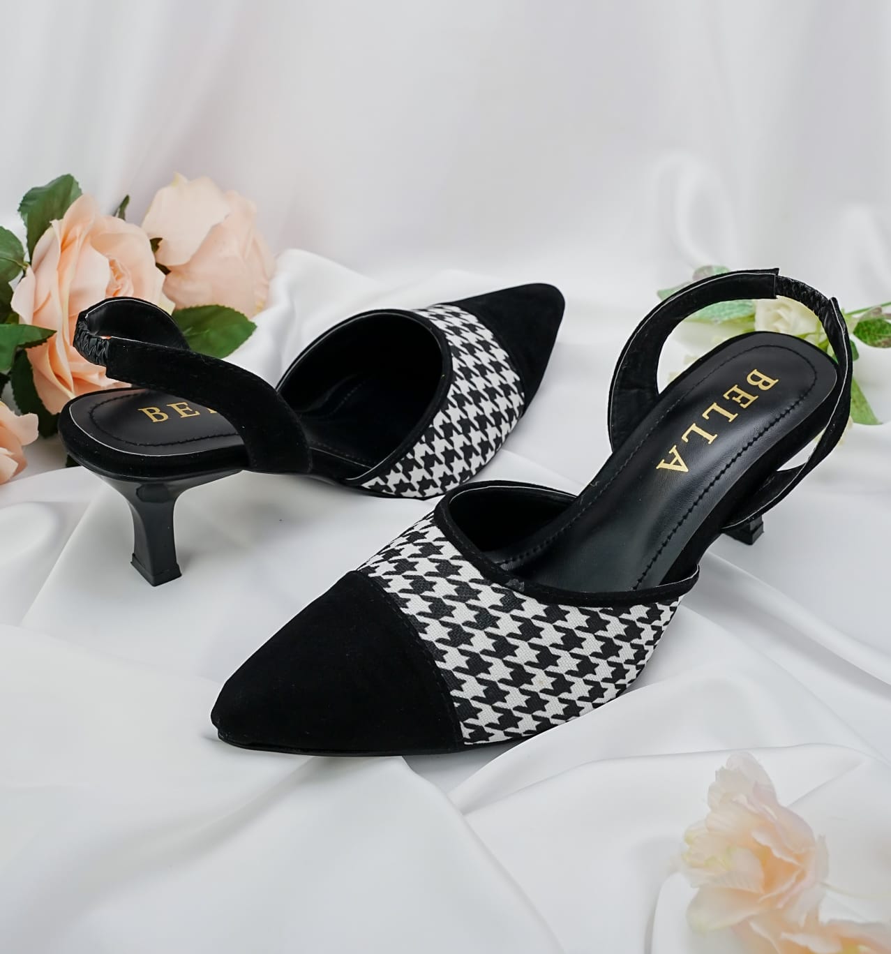 Strap heel