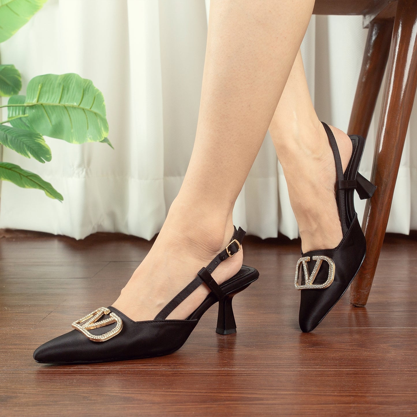 Senorita Stone heel