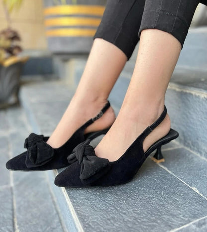 Sueded Bow Heel