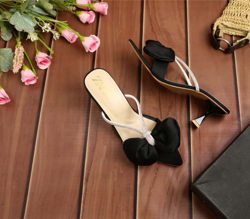 Fancy Bow Heel