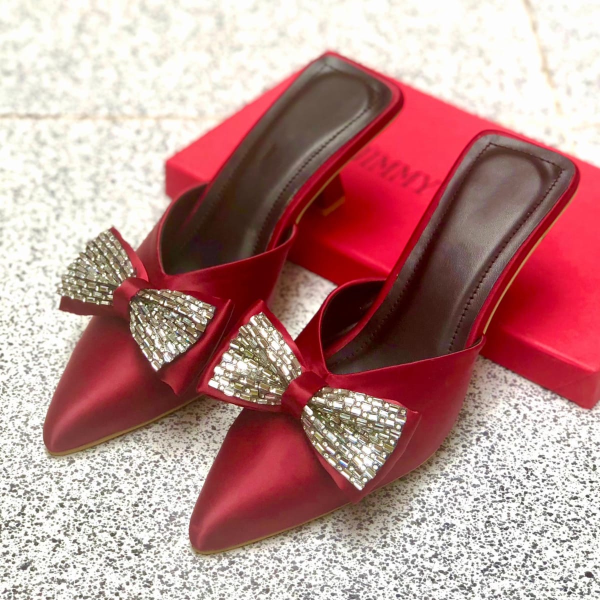 Arqa Bow Heel